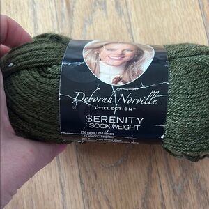 Deborah Norville Serenity Sock Weight Yarn in Green